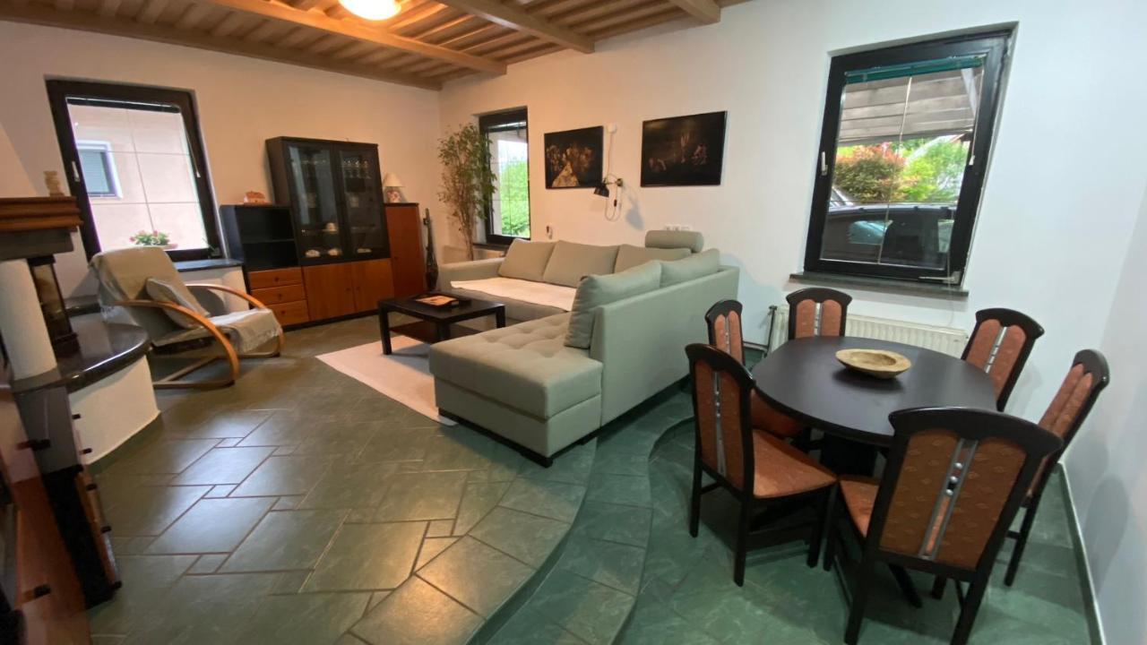 Apartma Nomad نوفو ميستو المظهر الخارجي الصورة