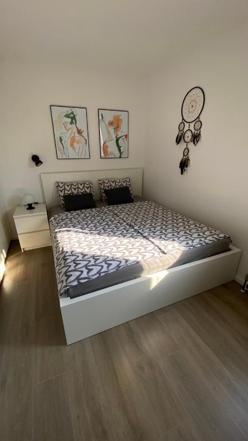 Apartma Nomad نوفو ميستو المظهر الخارجي الصورة