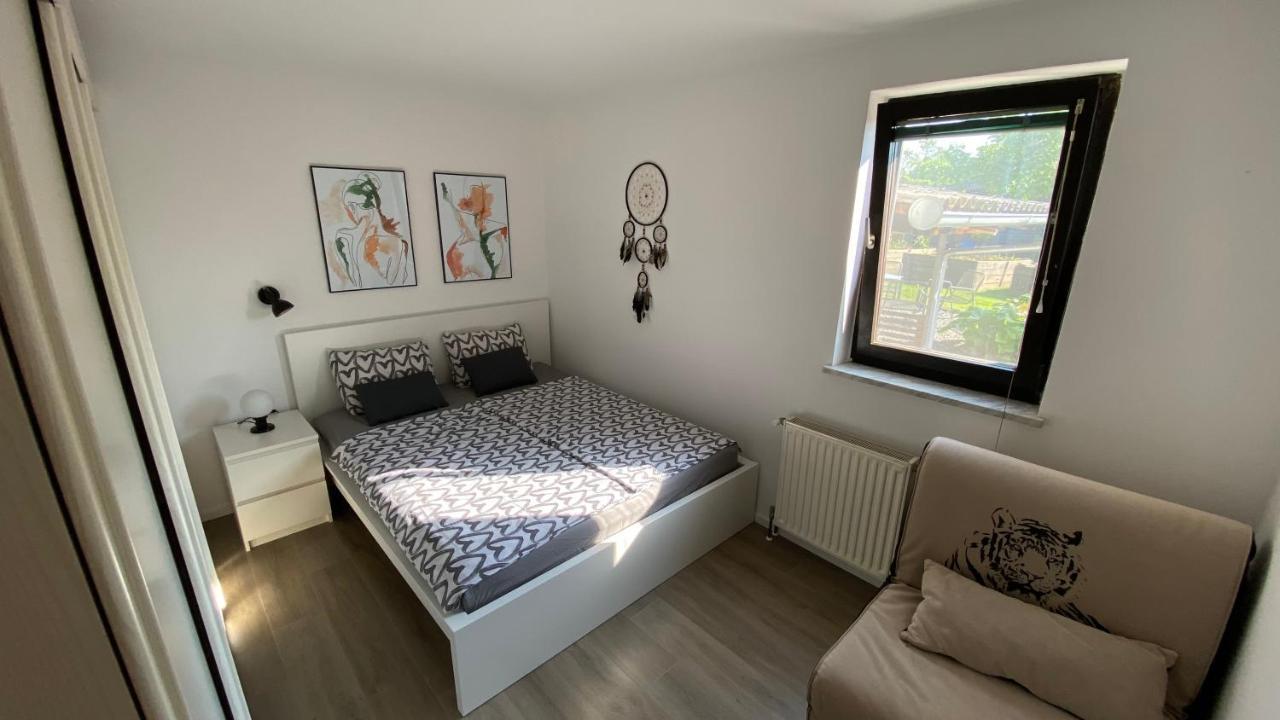 Apartma Nomad نوفو ميستو المظهر الخارجي الصورة